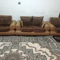 مبل راحتی ۷ نفره در حد نو تمیز بامیز عسلی 7000000