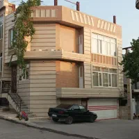 منزل-فروشی-3-طبقه-دوطرف-باز
