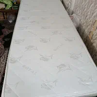 تخت یک نفره کاملا سالم