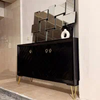 میز‌کنسول به همراه آینه