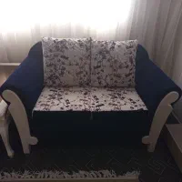 مبل شش نفره با یک تخته فرش