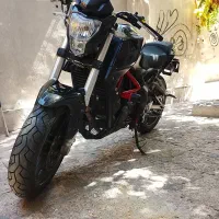 بنلی 250 تک عروسک