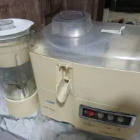 آبمیوه گیری سه کاره درحد نو