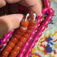 ۲۰عدد تسبیح سندلوس و کهربا کهنه