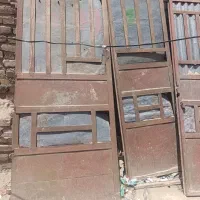 درب ماشین رو،چهارچوب،پنجره