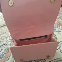 کیف|کیف، کفش، کمربند|قائن, |دیوار