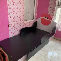 تخت دخترانه