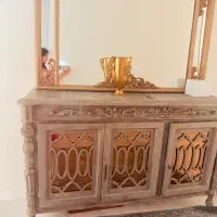 کنسول و آینه