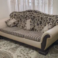 مبل راحتی ۷ نفره سالم به همراه میز