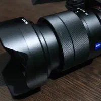 لنز سونی در حد نو