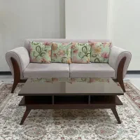 مبل ۷ نفره با میزناهار خوری ۴ نفره ست