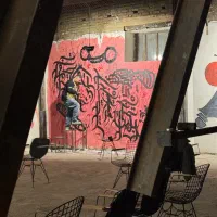 اقامت در استودیوهنری|اجارهٔ کوتاه‌مدت دفتر کار و فضای آموزشی|تهران, بلورسازی|دیوار