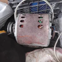 دینام کولرسه چهارم و یک دوم  موتوژن موجود است