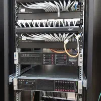 راه اندازی و پشتیبانی شبکه، تلفن Voip ، اتاق سرور