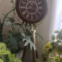 یک عدد ساعت ۳پایه