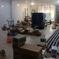 راننده توزیع با باپرایدوانت پخش آرایشی