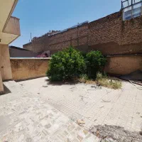 منزل ۲۰۰ متری عرض ۱۰ بلوار رحمت