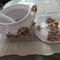 سوپ خوری در دار با ملاقه ( گل برجسته)|کلکسیون اشیاء عتیقه|میاندوآب, |دیوار