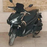 طرح آیروکس مشکی شال طلا