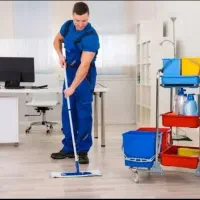 خدمتکار آقا هستم