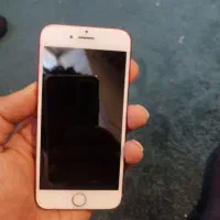 آیفون ۷ قرمز ۱۲۸ گیگ