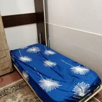 تخت تاشو