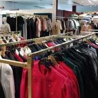 فروشنده خانم جهت کار در فروشگاه پوشاک