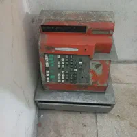صندوق قدیمی فروشگاهی