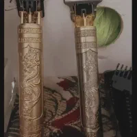 دوتا ماشین اصلاح یکی درحد یکی نوع