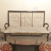 مبل ۸ نفره با دو عدد میزبان و میز و عسلی