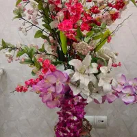 گلدان گل دار مصنوعی طرح دار