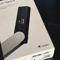 کیف پول سخت‌افزاری Ledger Nano X