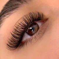 کاشت و اکستنشن مژه.حتی جمعه ها برای خانم های شاغل