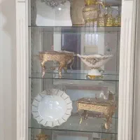 بوفه وساعت ایستاده