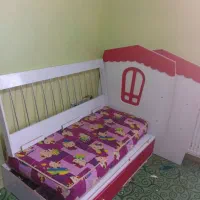 تخت خواب بچه .