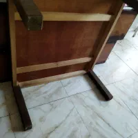 کرسی چوبی