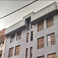 ۴طبقات تک واحدی /مناسب خوابگاه  /بازسازی شده