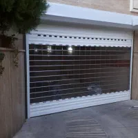 درب شیشه ای کرکره