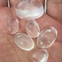 سنگ در نجف و مهره عقیق رومی و کبود یمنی