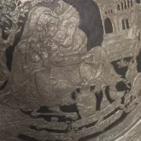 سینی دیوارکوب مسی قلم‌کاری خیام‌ قدیمی