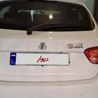 خودرو کوییک سفید