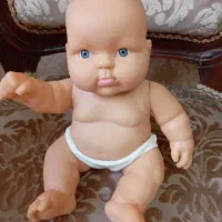 عروسک در حد نو استفاده نشده