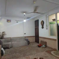منزل مسکونی زیر زمین و هم کف