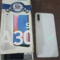 موبایل a30s شکسته
