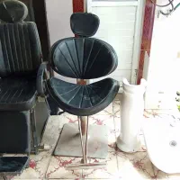 تعدادی لوازم آرایشگاه