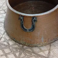 دیگ مسی قدیمی بزرگ