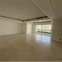 شیخ بهایی شمالی/۱۳۰متر/نوساز/۲پارکینگ