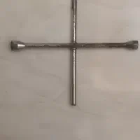 آچار چرخ پژو  سمندو غیره در حد نو