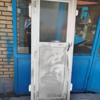 درب سرویس بهداشتی
