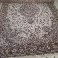 دوعدد فرش ۶ متری درحد نو